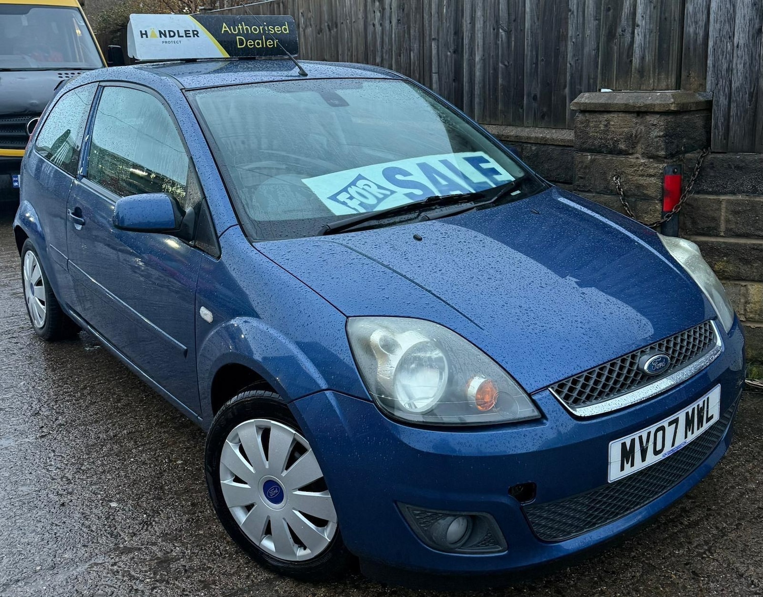 Used Ford Fiesta 2007 for sale - 76573700: Photo 2