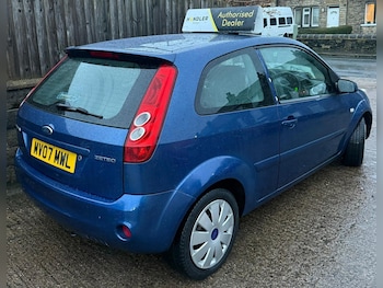 Used Ford Fiesta 2007 for sale - 76573700: Photo