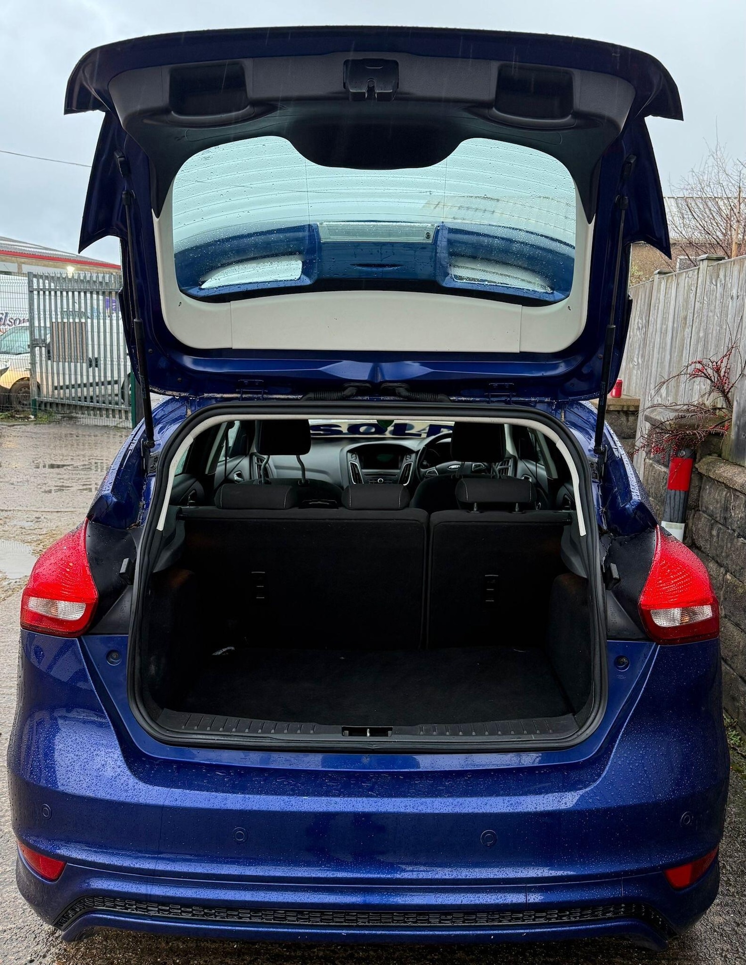 Used Ford Focus 2015 for sale - 77646463: Photo 9