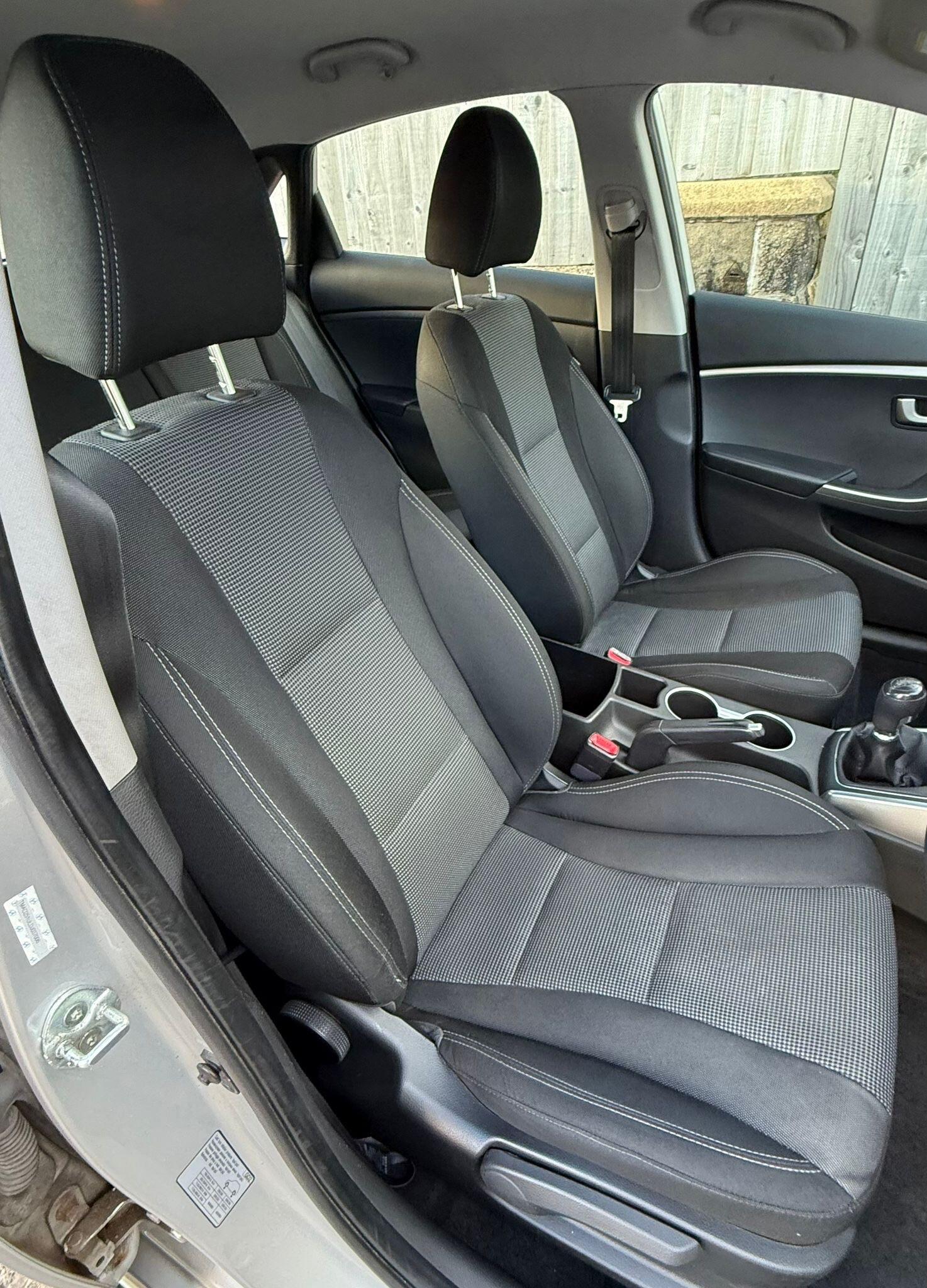 Used Hyundai i30 2012 for sale - 76388162: Photo 19