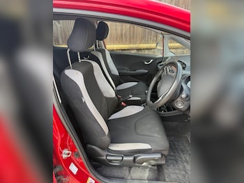 Used Honda Jazz 2014 for sale - 75964389: Photo