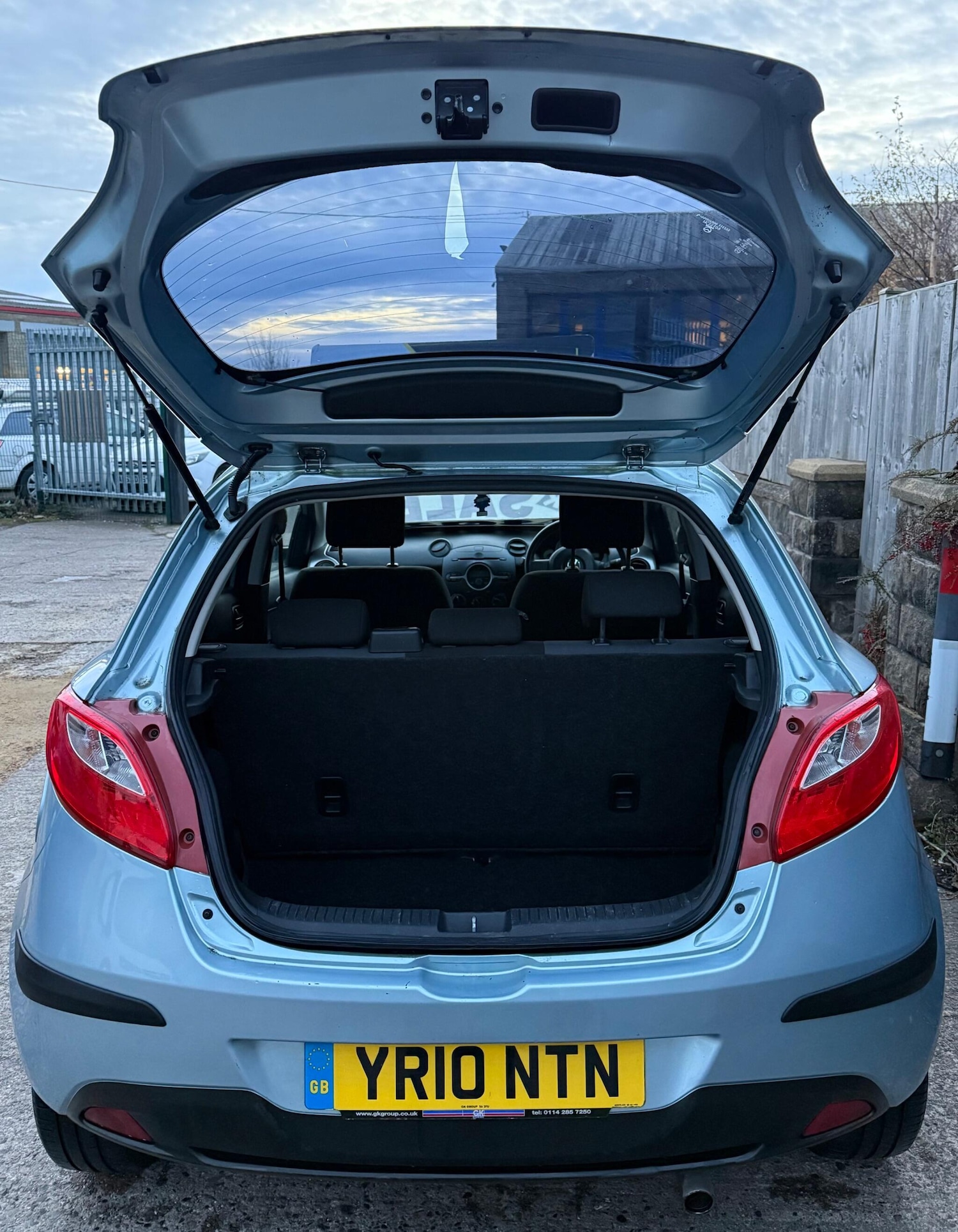 Used Mazda Mazda2 2010 for sale - 76657877: Photo 7