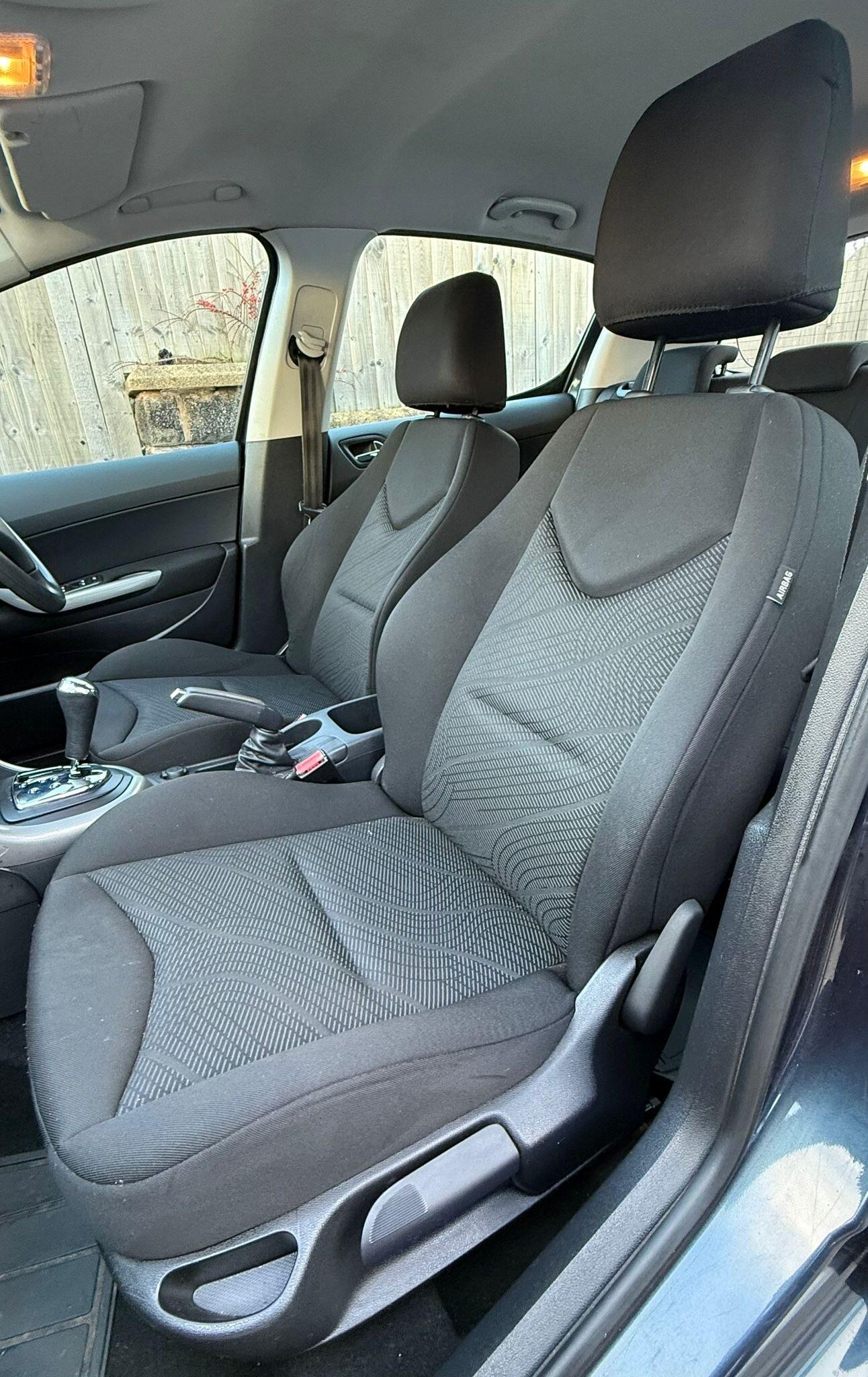 Used Peugeot 308 2012 for sale - 77016922: Photo 7