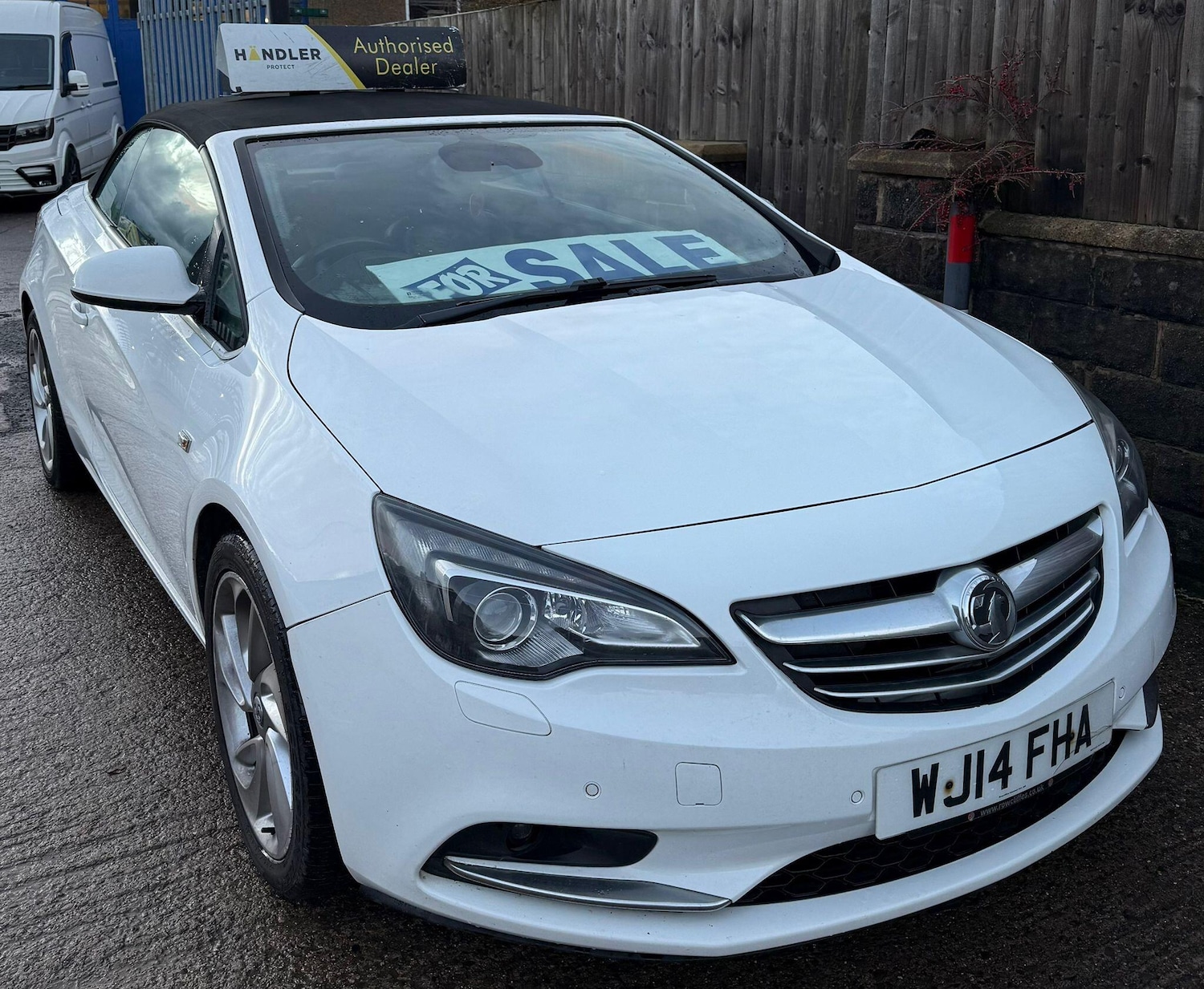 Used Vauxhall Cascada 2014 for sale - 76325903: Photo 14
