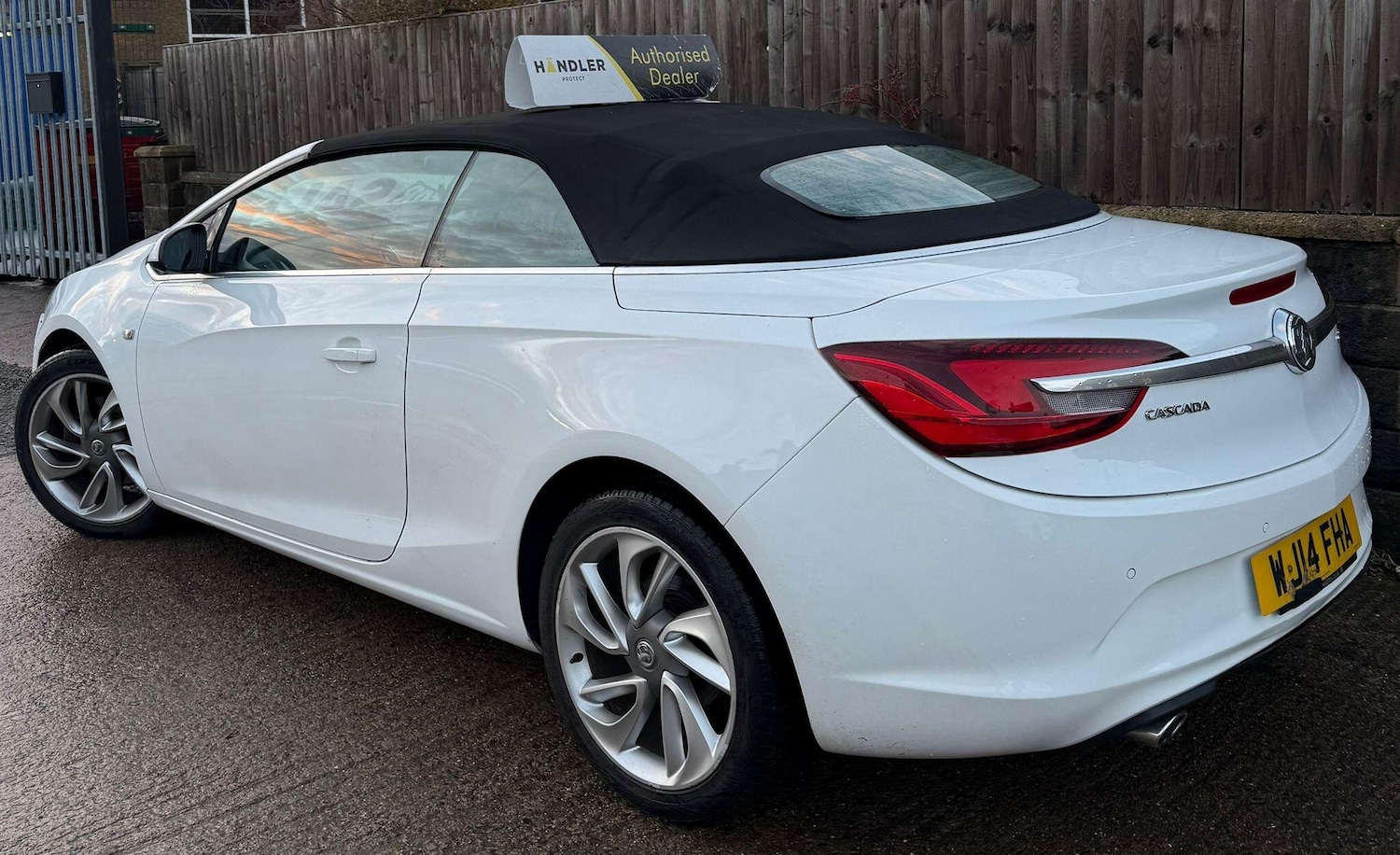 Used Vauxhall Cascada 2014 for sale - 76325903: Photo 18