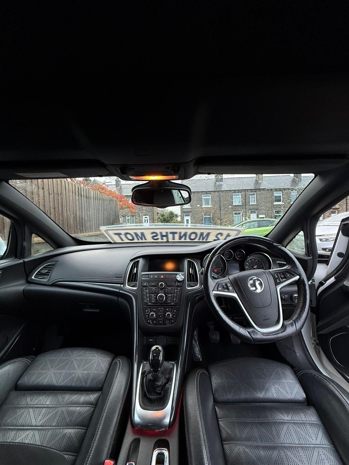 Used Vauxhall Cascada 2014 for sale - 76325903: Photo 4