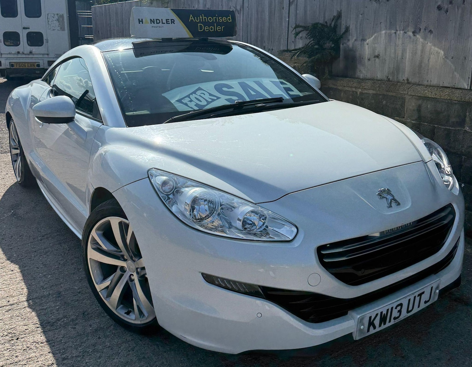 Used Peugeot RCZ for sale - 76440571: Photo 2