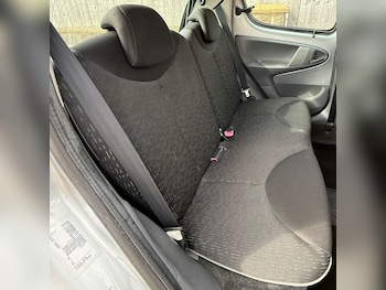 Used Peugeot 107 2011 for sale - 75990228: Photo