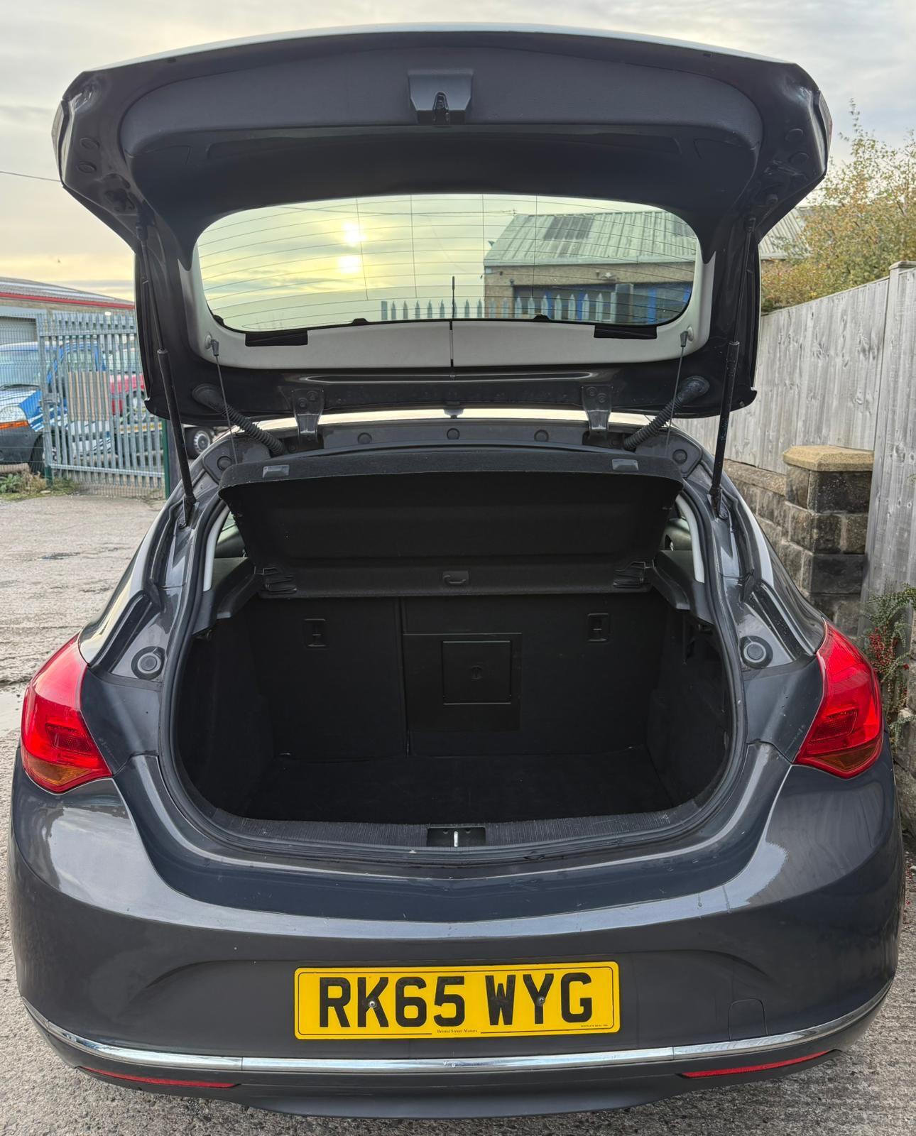 Used Vauxhall Astra 2015 for sale - 76360869: Photo 8