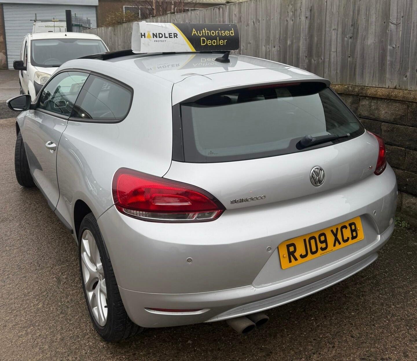 Used Volkswagen Scirocco 2009 for sale - 77411343: Photo 10