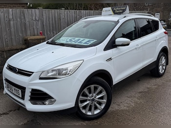 Used Ford Kuga 2015 for sale - 77645893: Photo