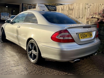 Used Mercedes-Benz CLK 2004 for sale - 76742756: Photo