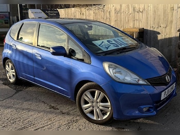 Used Honda Jazz 2011 for sale - 77267730: Photo