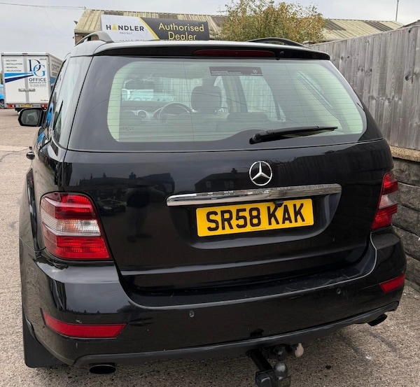 Used Mercedes-Benz M Class 2009 for sale - 76269661: Photo 11