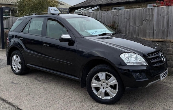 Used Mercedes-Benz M Class 2009 for sale - 76269661: Photo 2
