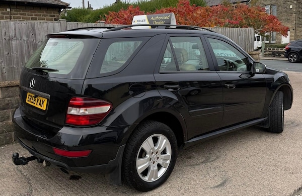 Used Mercedes-Benz M Class 2009 for sale - 76269661: Photo 4