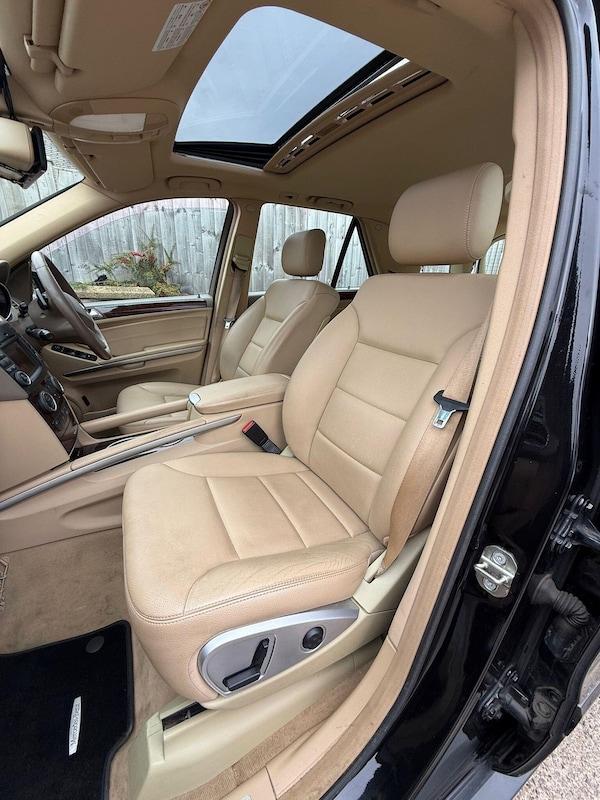 Used Mercedes-Benz M Class 2009 for sale - 76269661: Photo 8