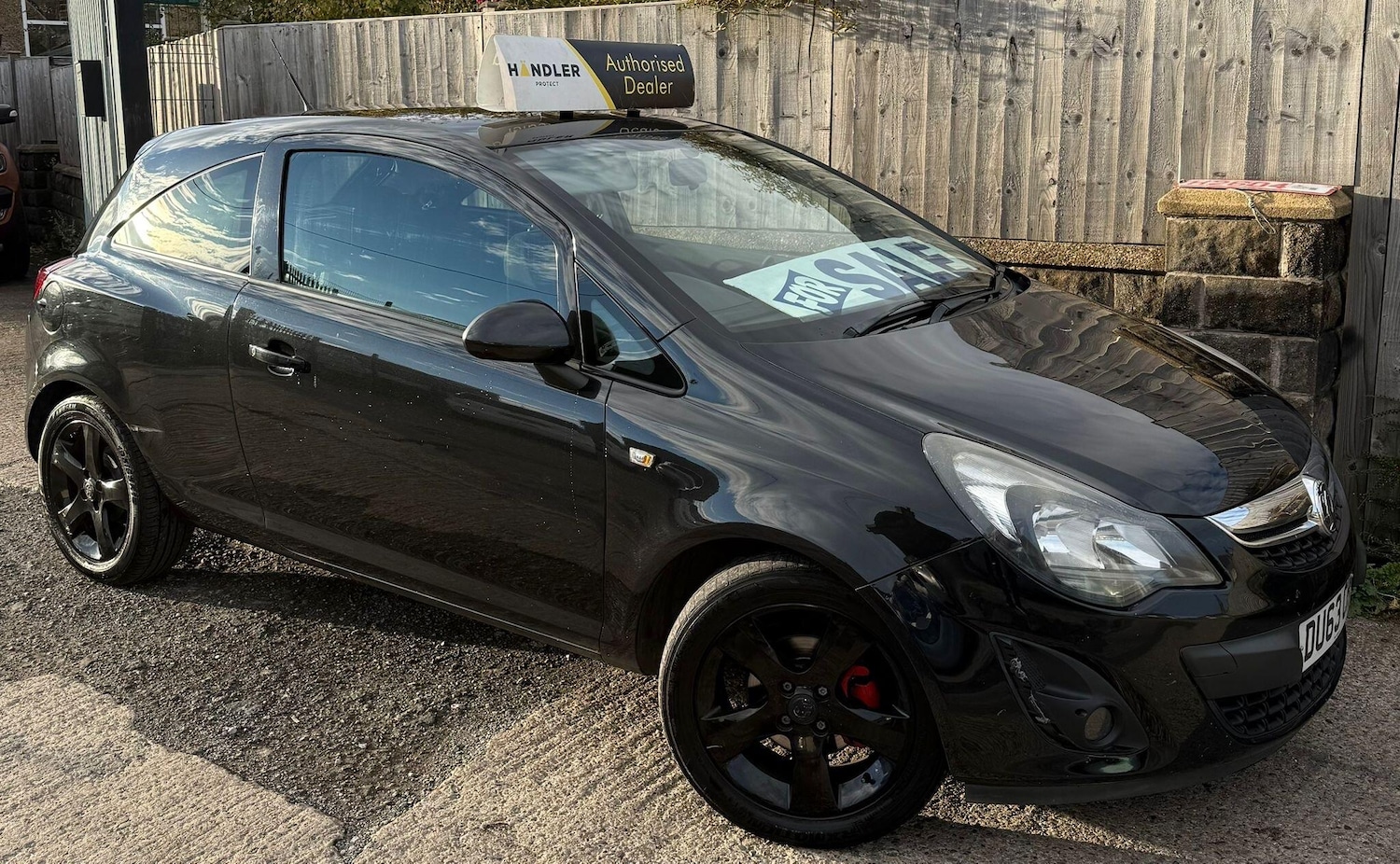 Used Vauxhall Corsa 2013 for sale - 76388449: Photo 2
