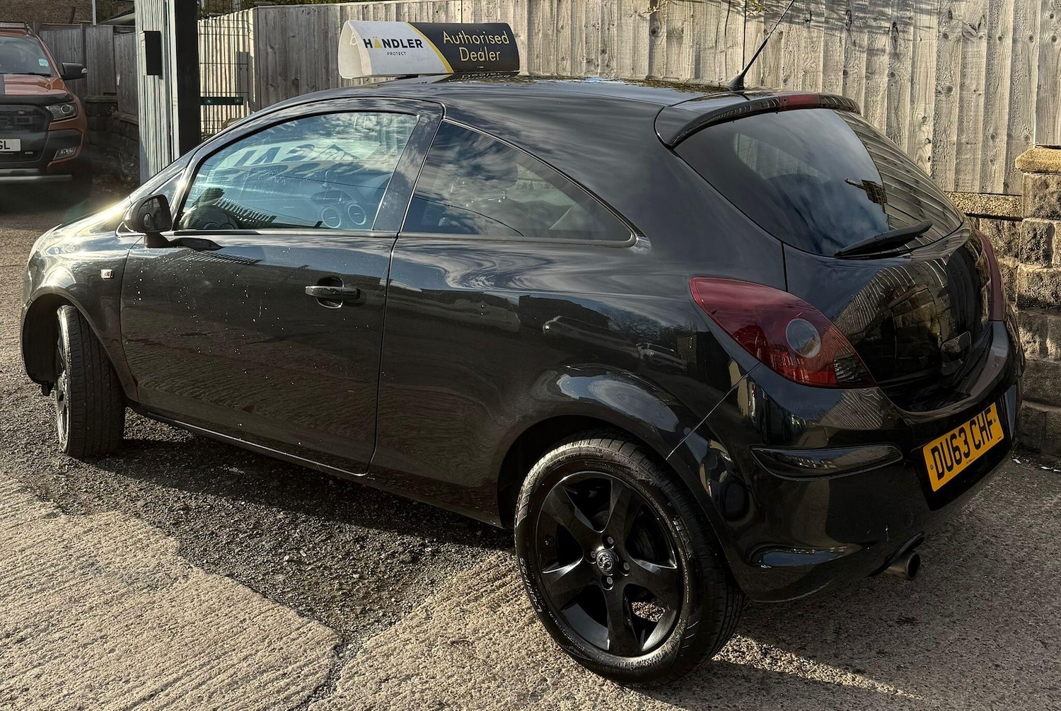 Used Vauxhall Corsa 2013 for sale - 76388449: Photo 3