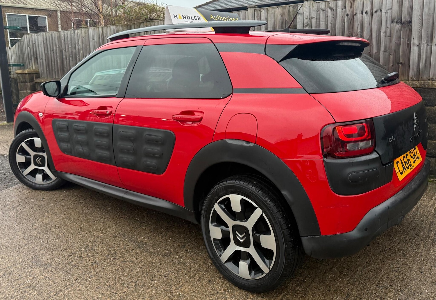 Used Citroen C4 Cactus 2017 for sale - 77050060: Photo 20