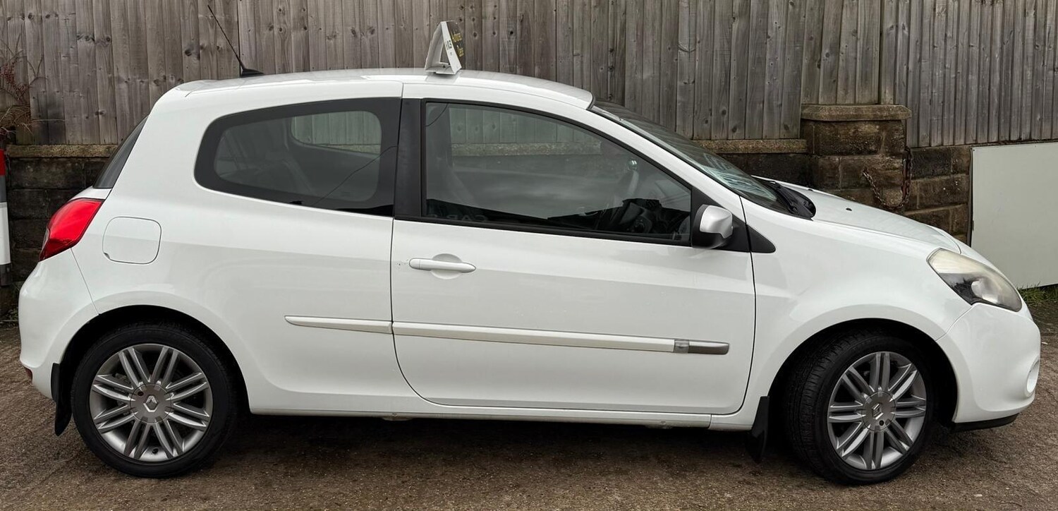 Used Renault Clio for sale - 77496633: Photo 15