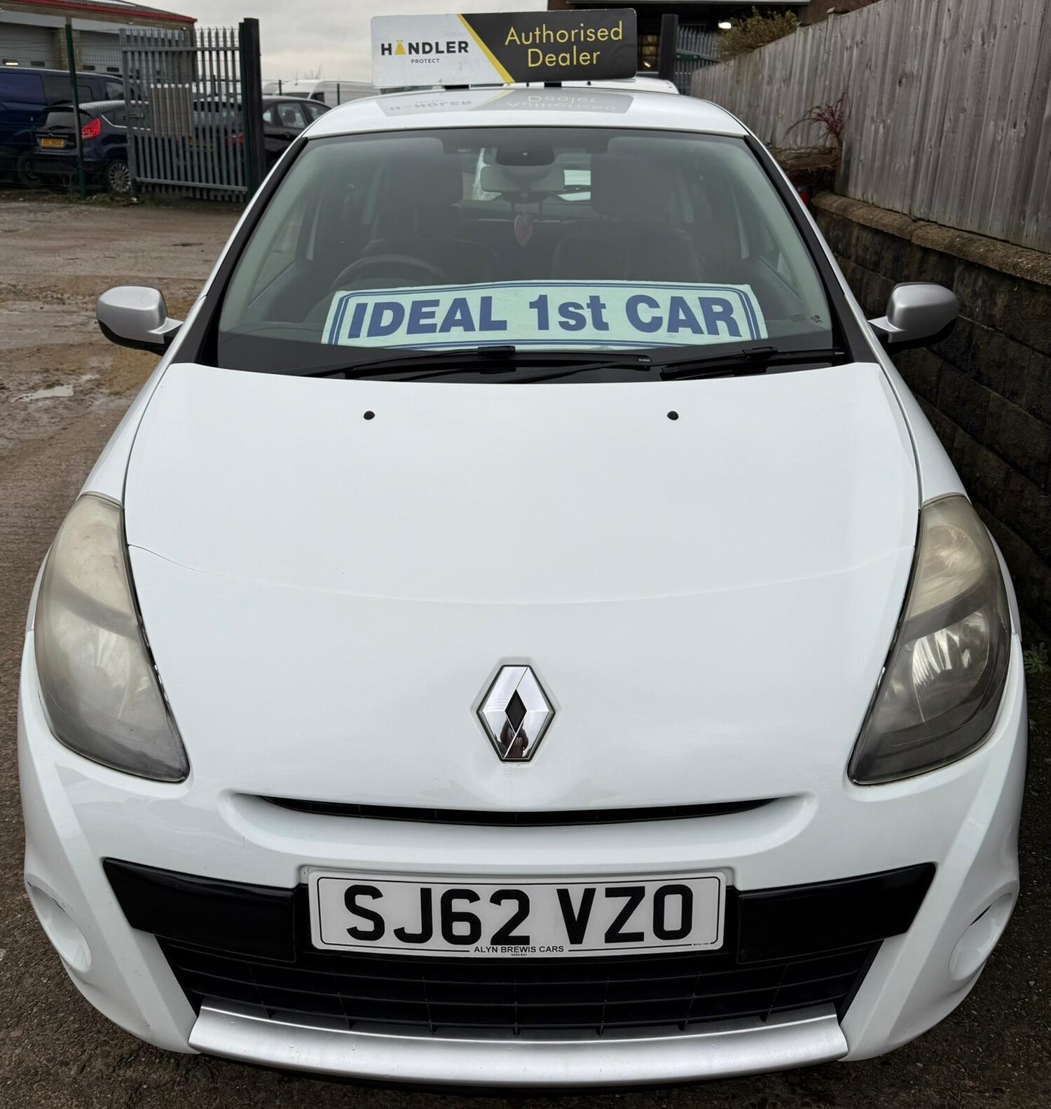 Used Renault Clio for sale - 77496633: Photo 16