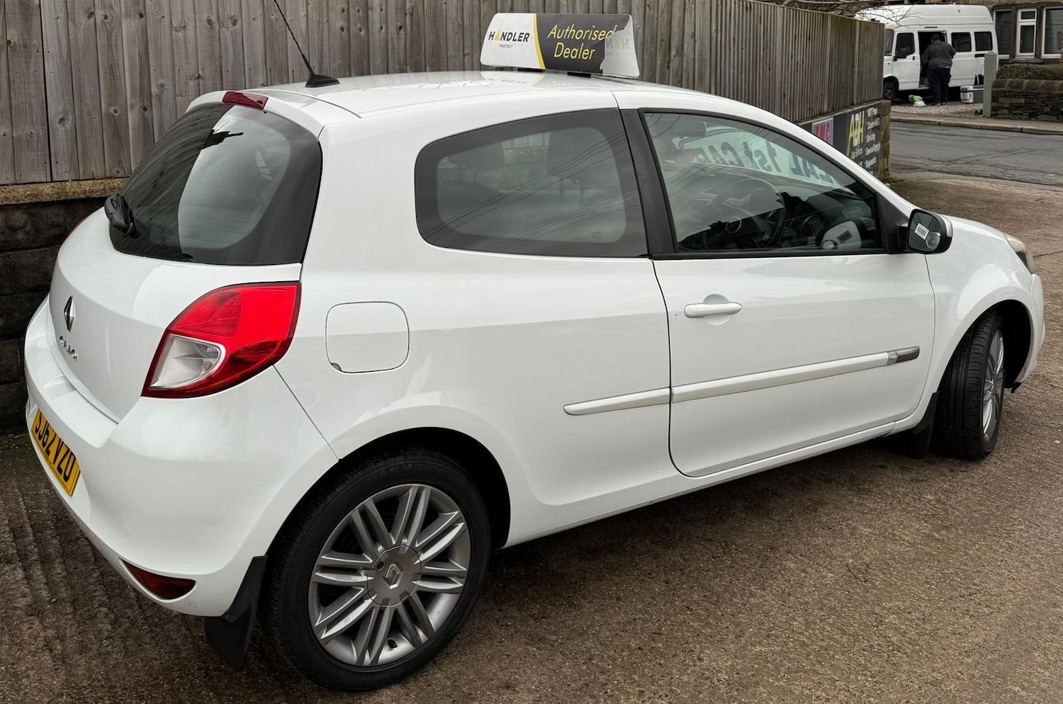 Used Renault Clio for sale - 77496633: Photo 4