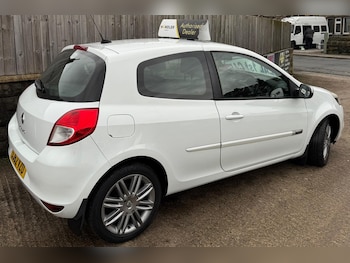 Used Renault Clio 2012 for sale - 77496633: Photo