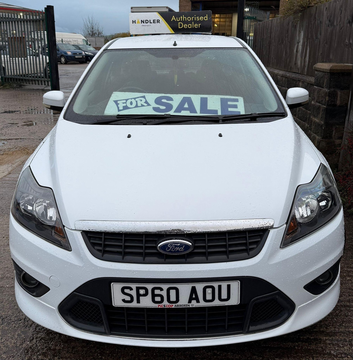 Used Ford Focus 2010 for sale - 76633929: Photo 10