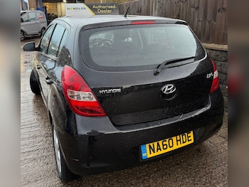 Used Hyundai i20 2010 for sale - 76633535: Photo