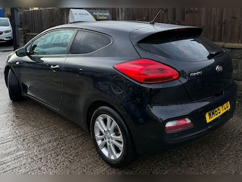 Used Kia Pro Ceed 2016 for sale - 76633456: Photo