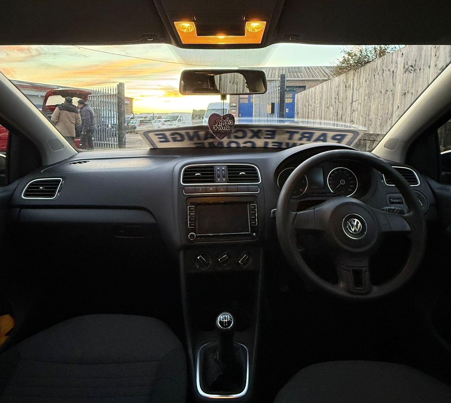 Used Volkswagen Polo 2011 for sale - 76964712: Photo 14