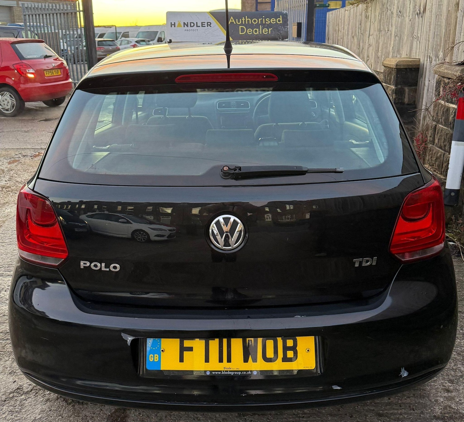 Used Volkswagen Polo 2011 for sale - 76964712: Photo 15