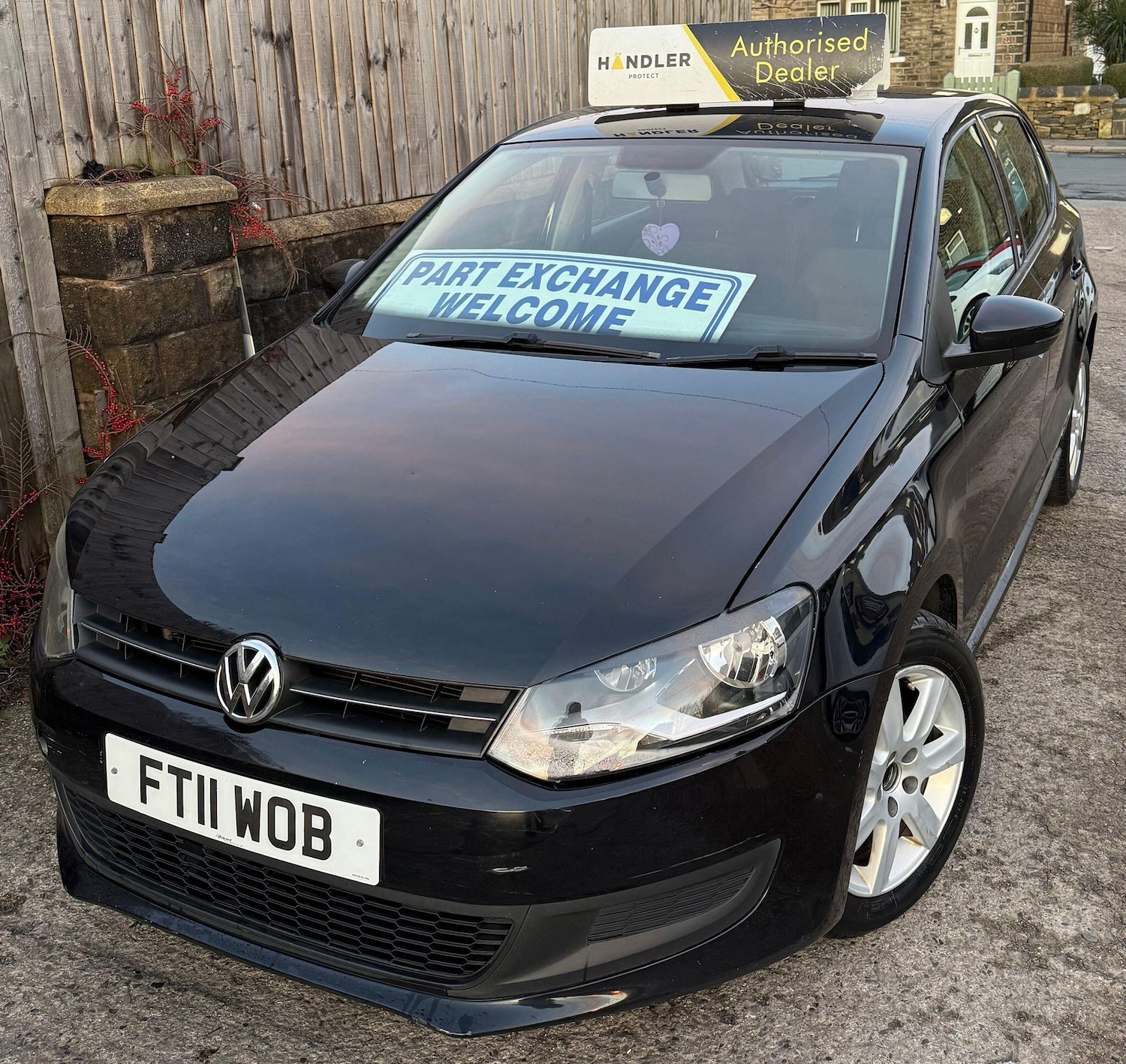 Used Volkswagen Polo 2011 for sale - 76964712: Photo 8