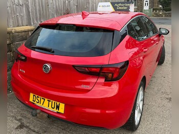 Used Vauxhall Astra 2017 for sale - 77074031: Photo
