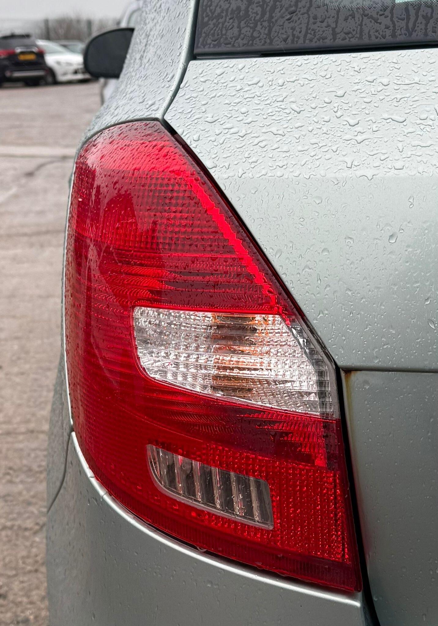 Used Skoda Fabia 2011 for sale - 77305607: Photo 19