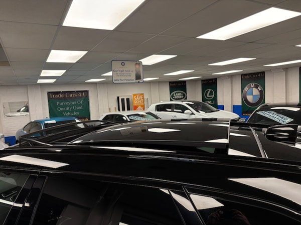 Used Land Rover Range Rover Velar 2019 for sale - 71471890: Photo 2