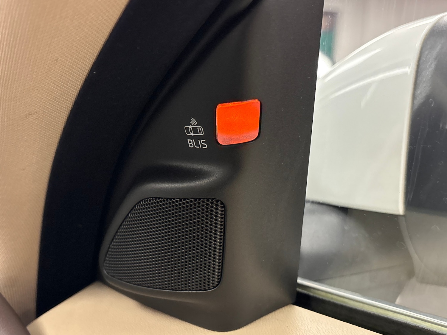 Used Volvo S80 2013 for sale - 77306377: Photo 10