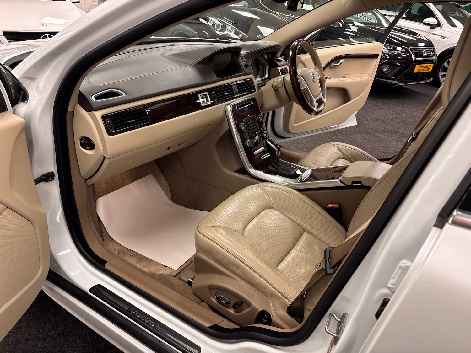 Used Volvo S80 2013 for sale - 77306377: Photo 12