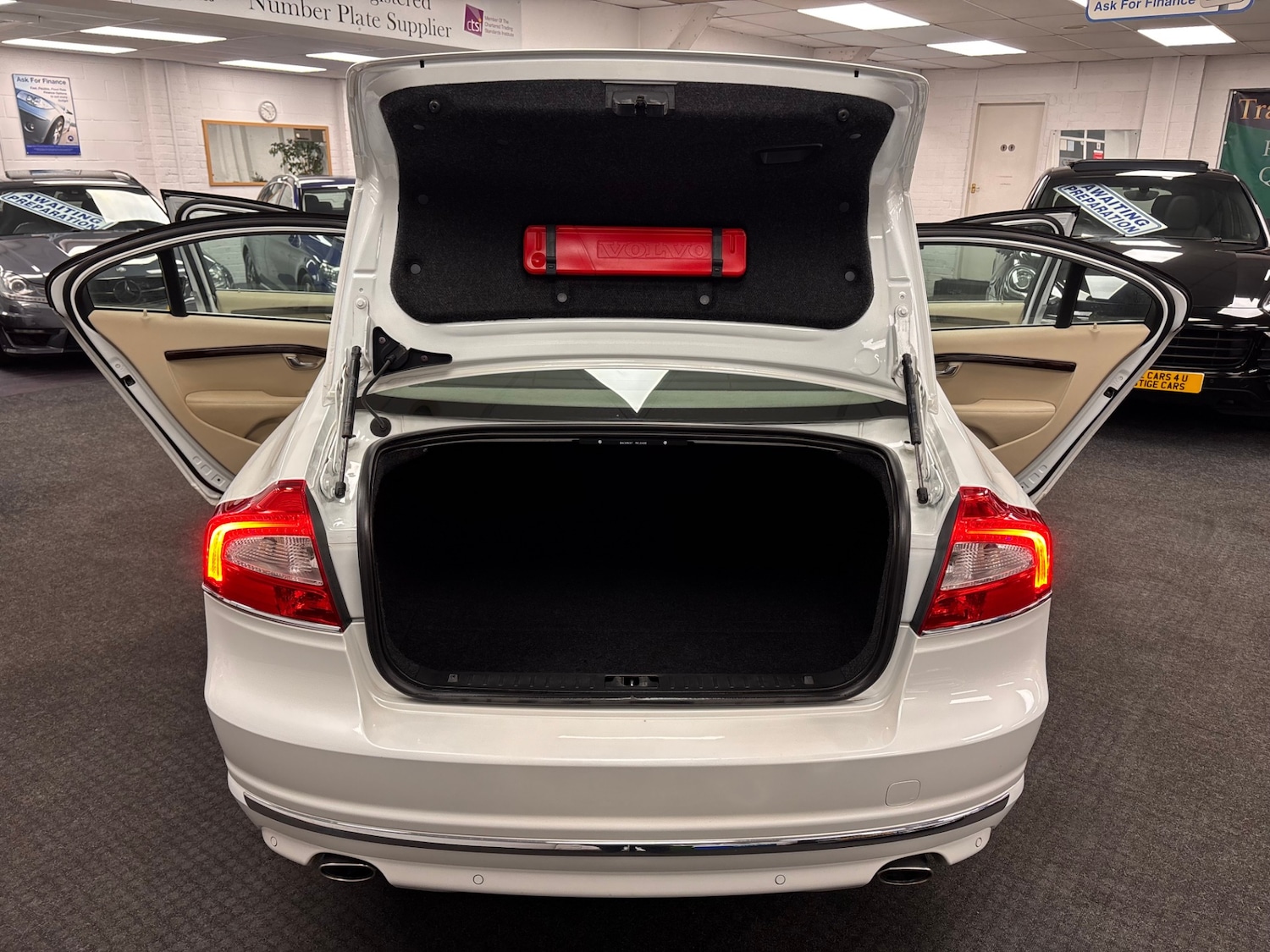 Used Volvo S80 2013 for sale - 77306377: Photo 18