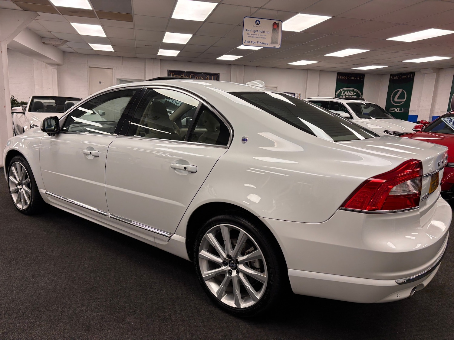 Used Volvo S80 2013 for sale - 77306377: Photo 4