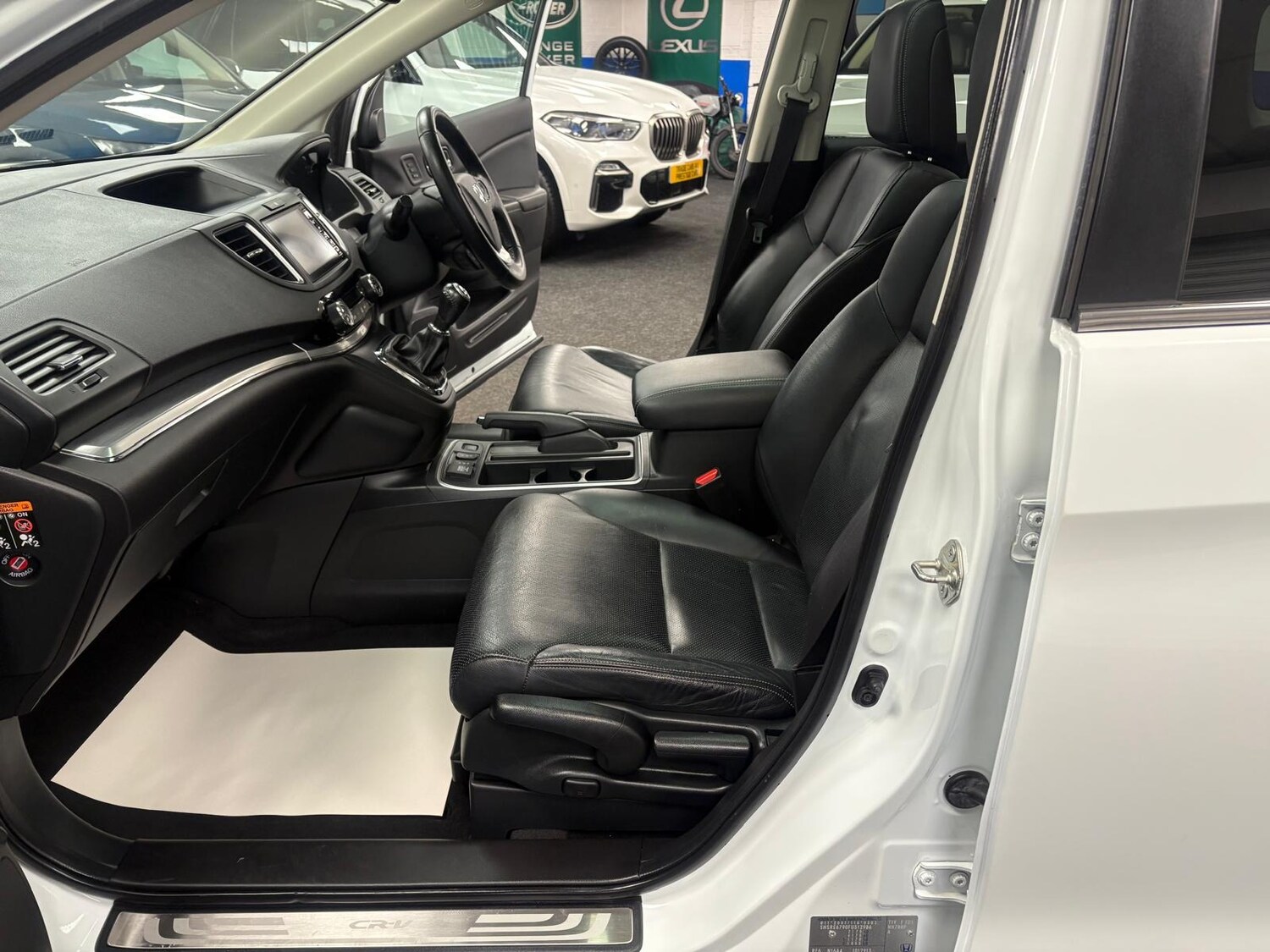 Used Honda CR-V 2015 for sale - 76500499: Photo 13