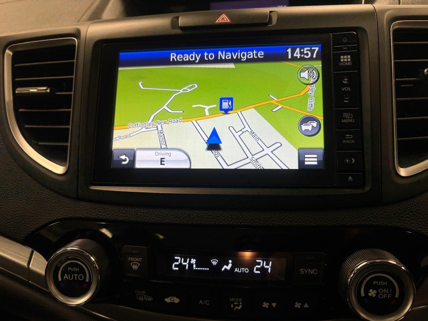 Used Honda CR-V 2015 for sale - 76500499: Photo 17