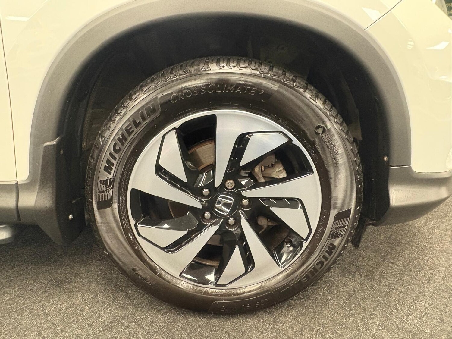 Used Honda CR-V 2015 for sale - 76500499: Photo 19