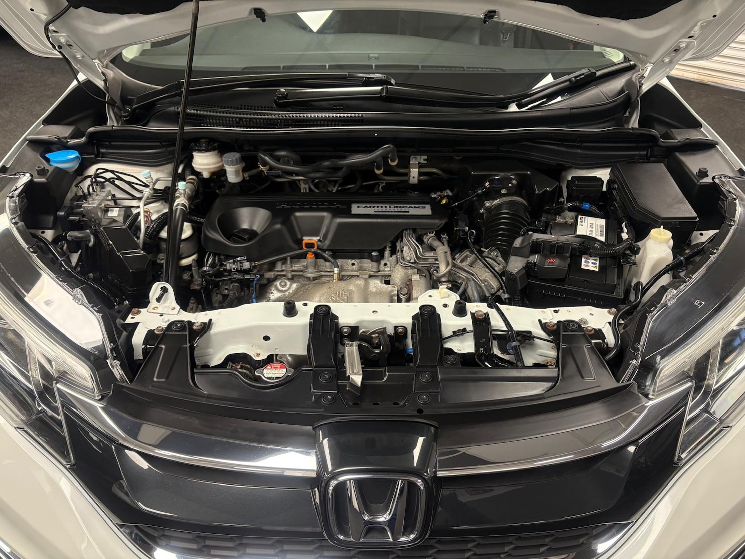 Used Honda CR-V 2015 for sale - 76500499: Photo 20