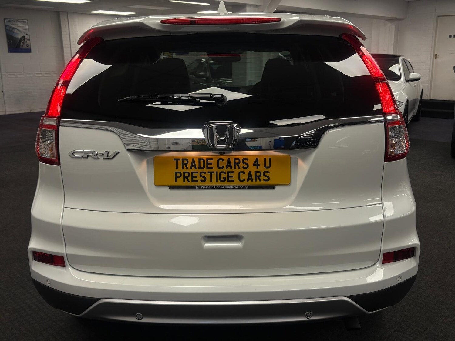 Used Honda CR-V 2015 for sale - 76500499: Photo 6