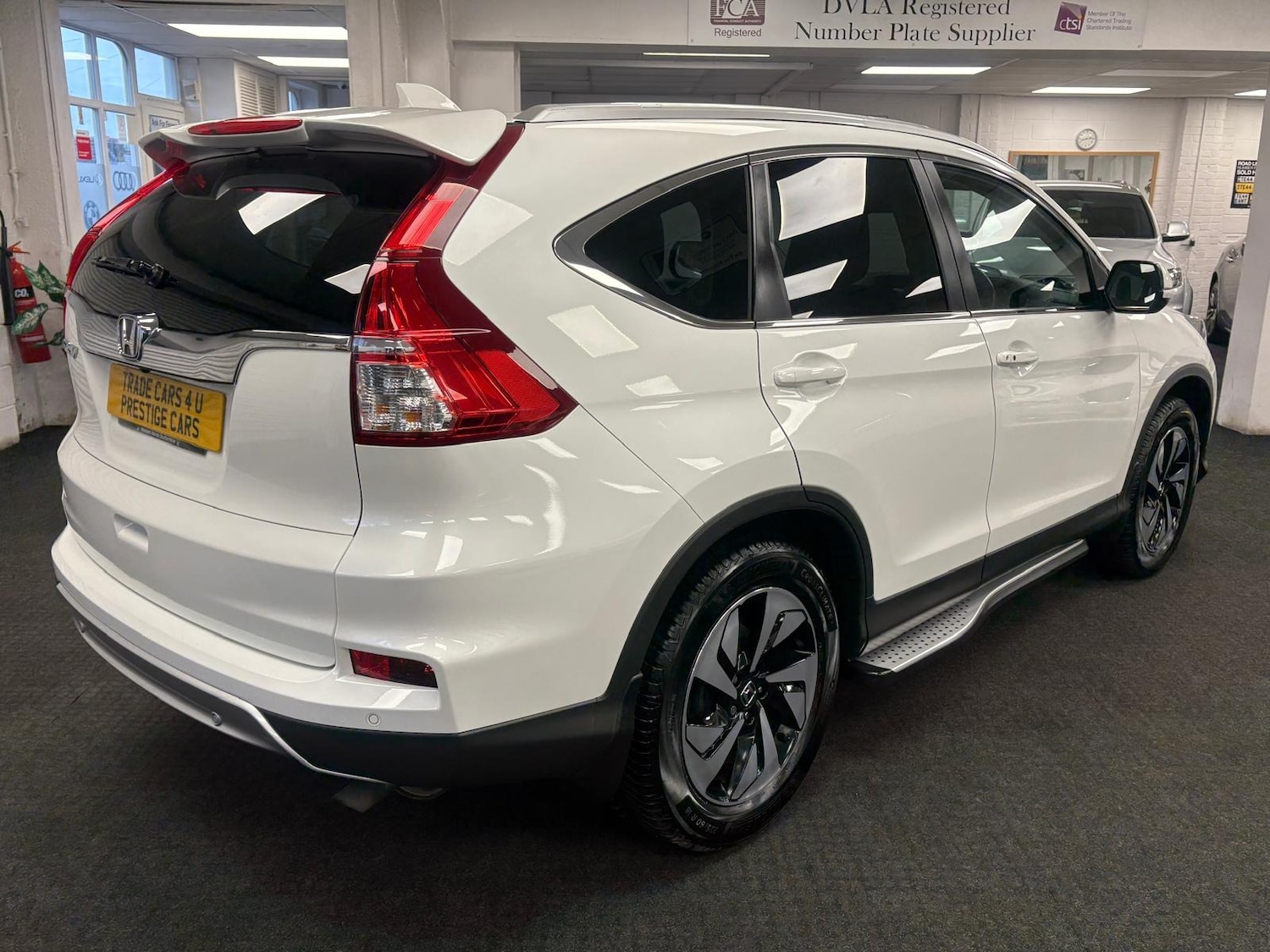 Used Honda CR-V 2015 for sale - 76500499: Photo 7