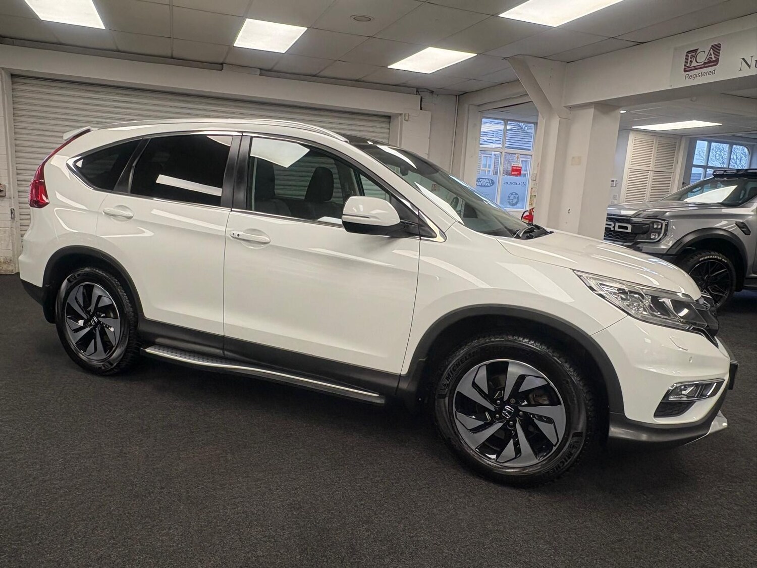 Used Honda CR-V 2015 for sale - 76500499: Photo 9