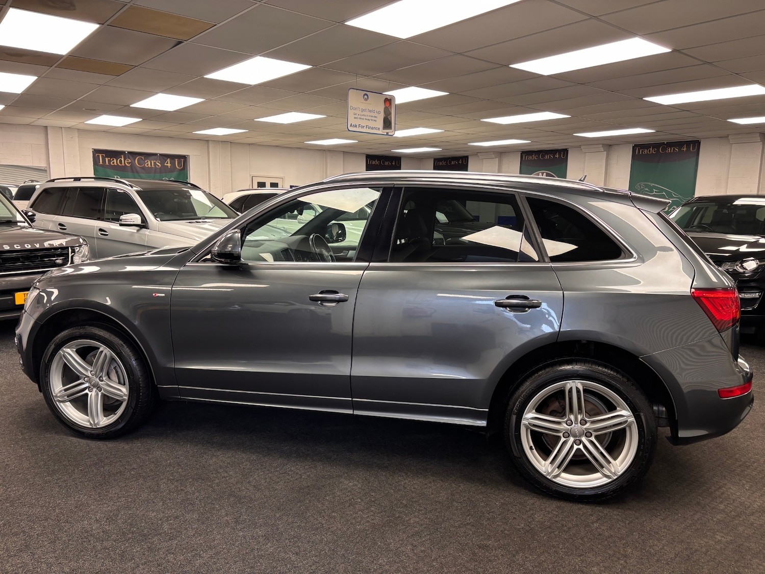 Used Audi Q5 2016 for sale - 76845215: Photo 3