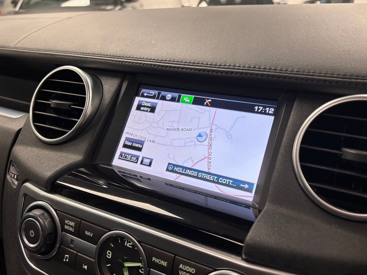 Used Land Rover Discovery 2016 for sale - 76488211: Photo 10